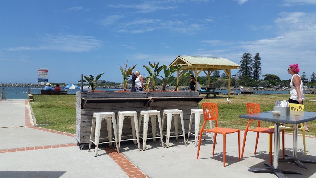 Tuncurry Rockpool Cafe/kiosk | 4 Rockpool Rd, Tuncurry NSW 2428, Australia