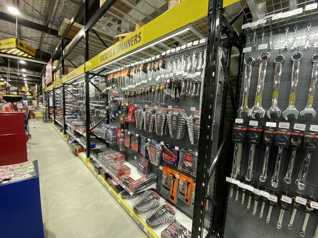 Total Tools Beenleigh | 87 Logan River Rd, Beenleigh QLD 4207, Australia | Phone: (07) 3184 3434