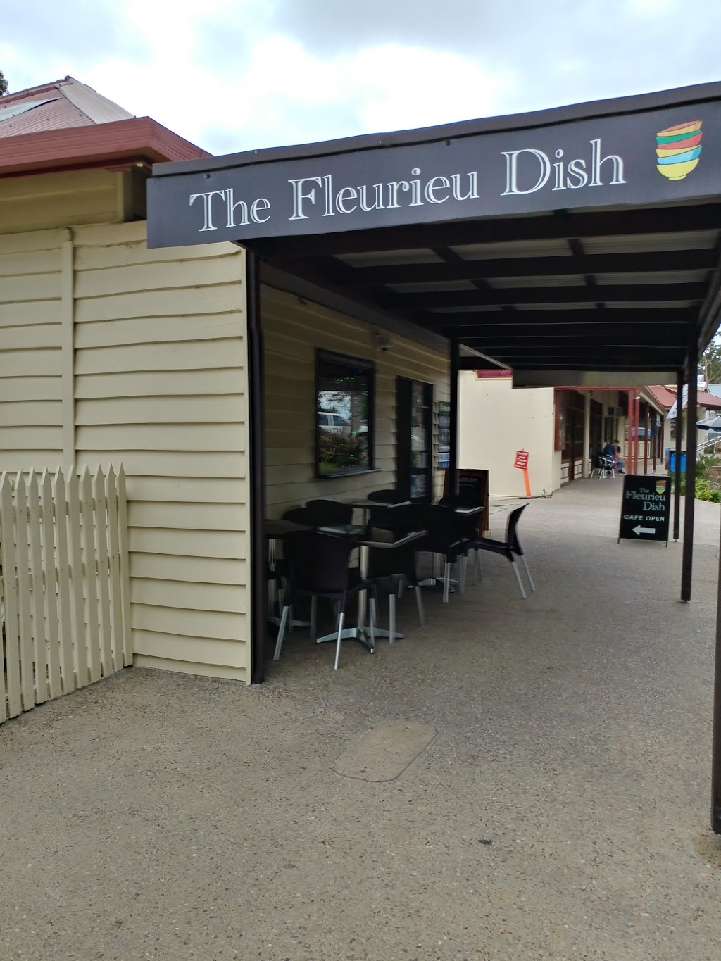 The Fleurieu Dish | 26 Victor Harbor Rd, Mount Compass SA 5210, Australia | Phone: (08) 8556 8535