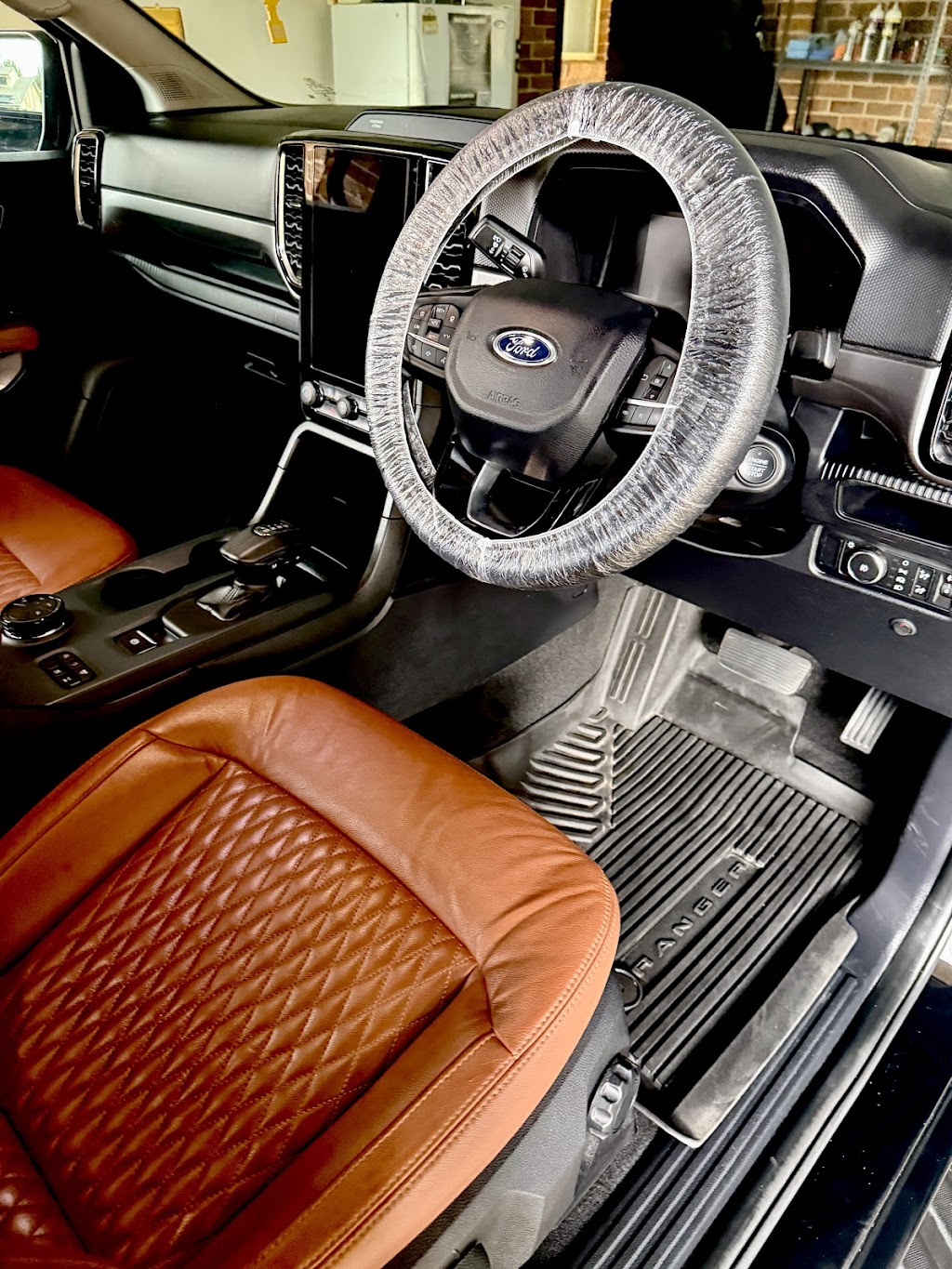 Standout Auto Detailing Lithgow | 6 Claret Ash Ave, South Bowenfels NSW 2790, Australia | Phone: 0497 797 519