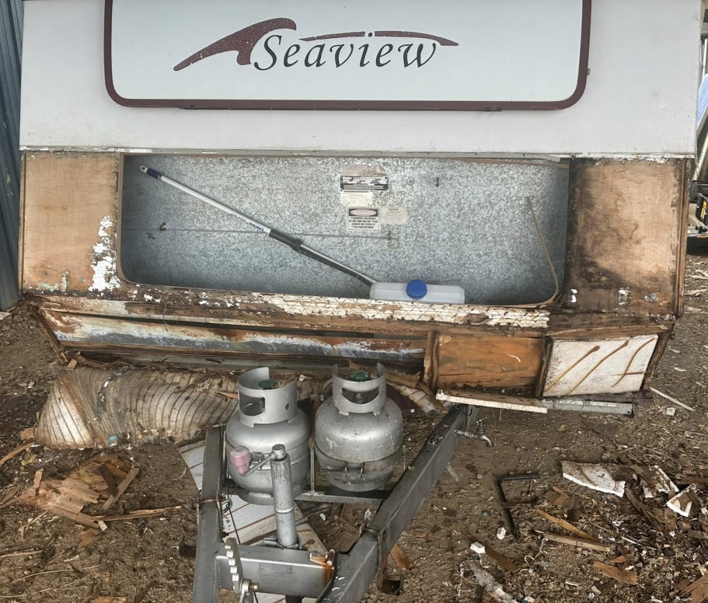 Dans Caravan and Trailer Repairs | 1959 The Lakes Way, Rainbow Flat NSW 2430, Australia | Phone: 0432 722 302