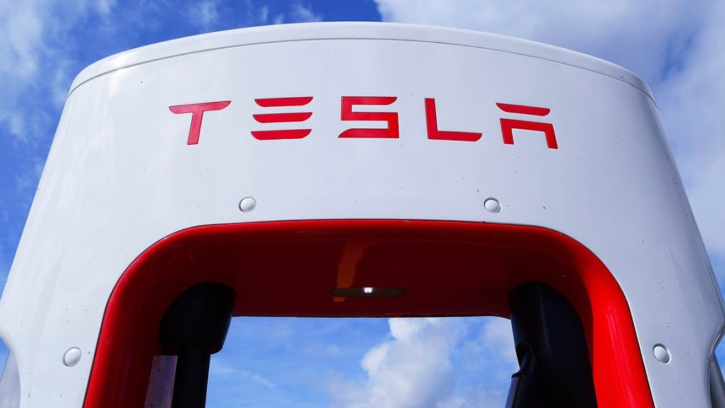 Tesla Destination Charger | 120 Arthurs Seat Rd, Red Hill VIC 3937, Australia | Phone: 0414 758 960