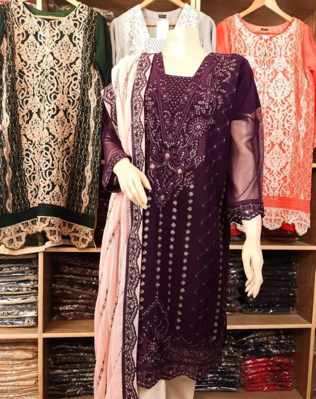 Sitara selection Pakistani dresses | clothing store | 10 Berridale Ct, Hampton Park VIC 3976, Australia | 0424521322 OR +61 424 521 322