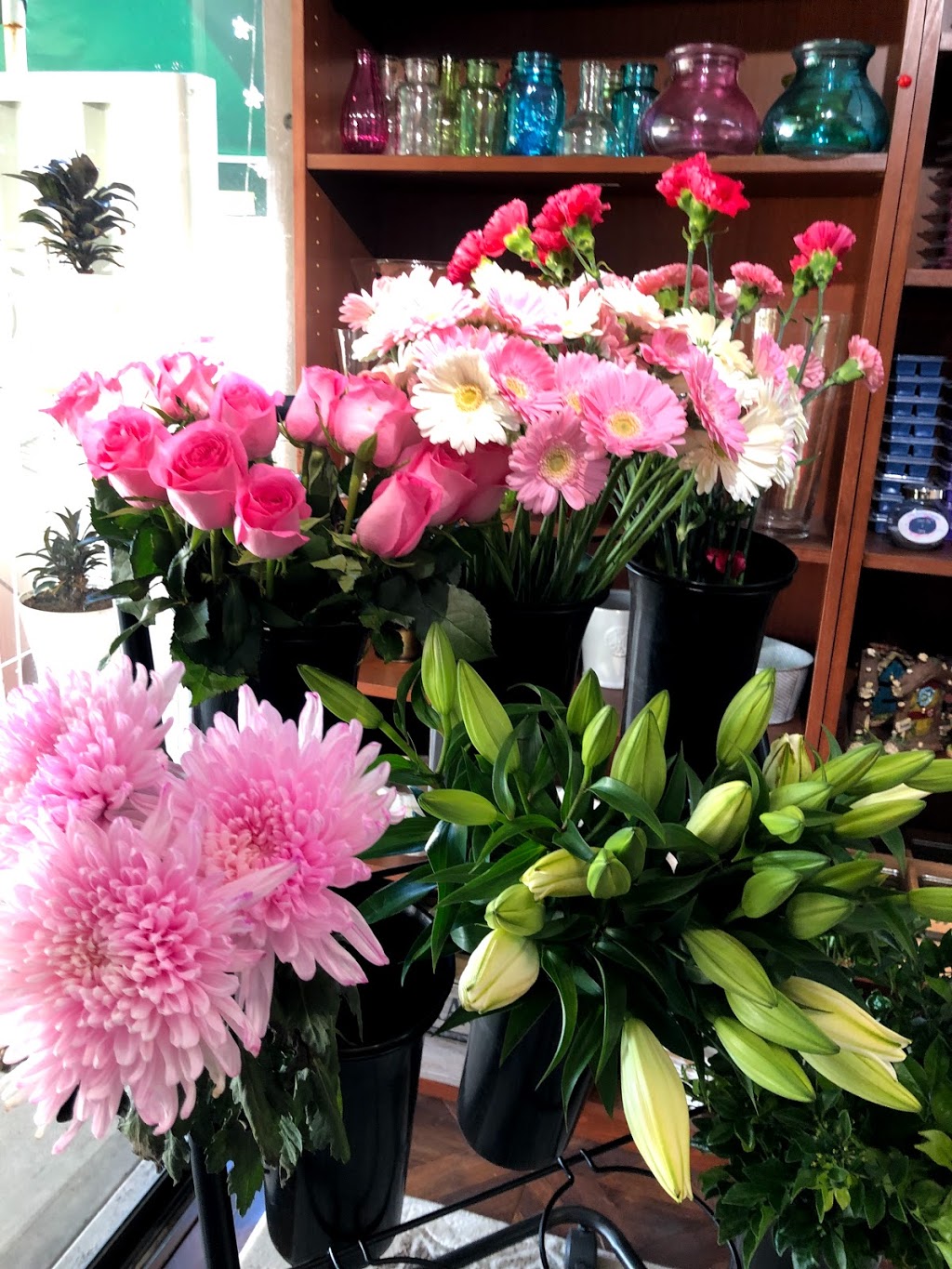 The Secret Garden Florist | 32 Ashmole Rd, Redcliffe QLD 4020, Australia | Phone: 0466 899 023
