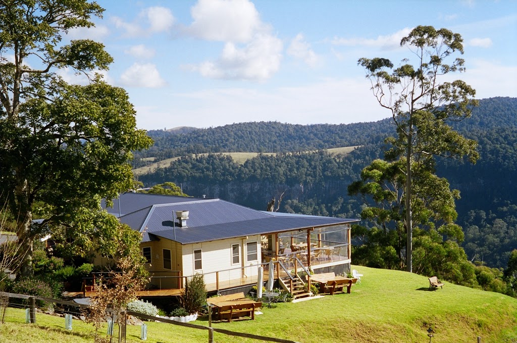 Spring Creek Mountain Cottages | lodging | 1503 Spring Creek Rd, The Falls QLD 4373, Australia | 0746647101 OR +61 7 4664 7101