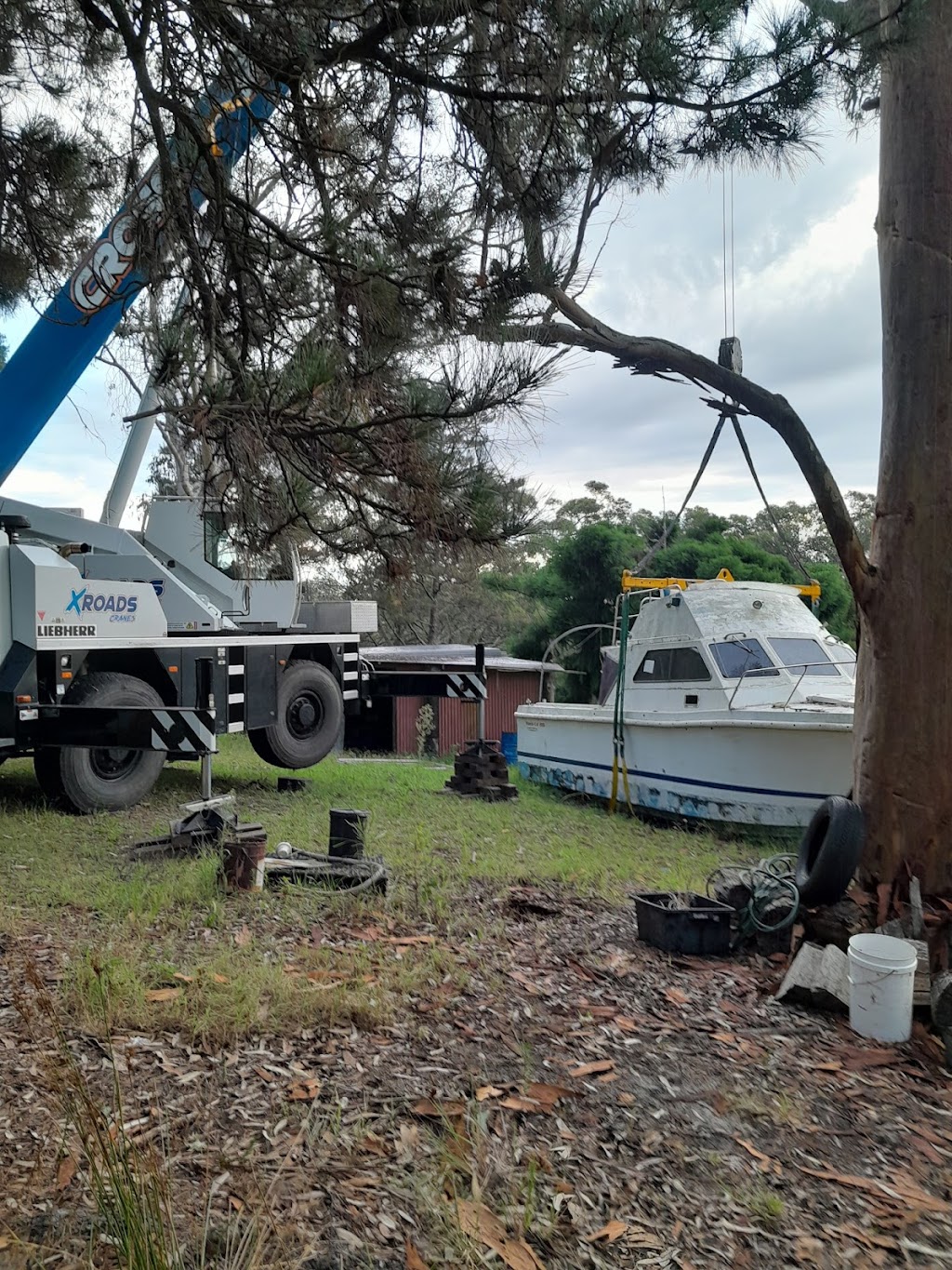 Crossroad Crane Hire p/l | 1109 Peats Ridge Rd, Peats Ridge NSW 2250, Australia | Phone: 0456 607 501