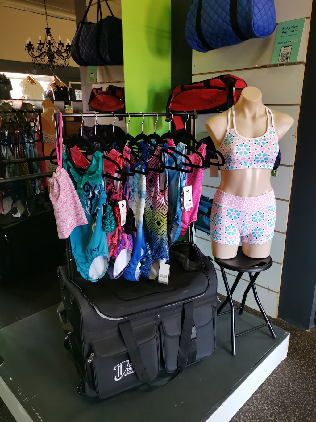 Auz Dance Elements | 195 Cessnock Rd, Abermain NSW 2326, Australia | Phone: 0490 665 394