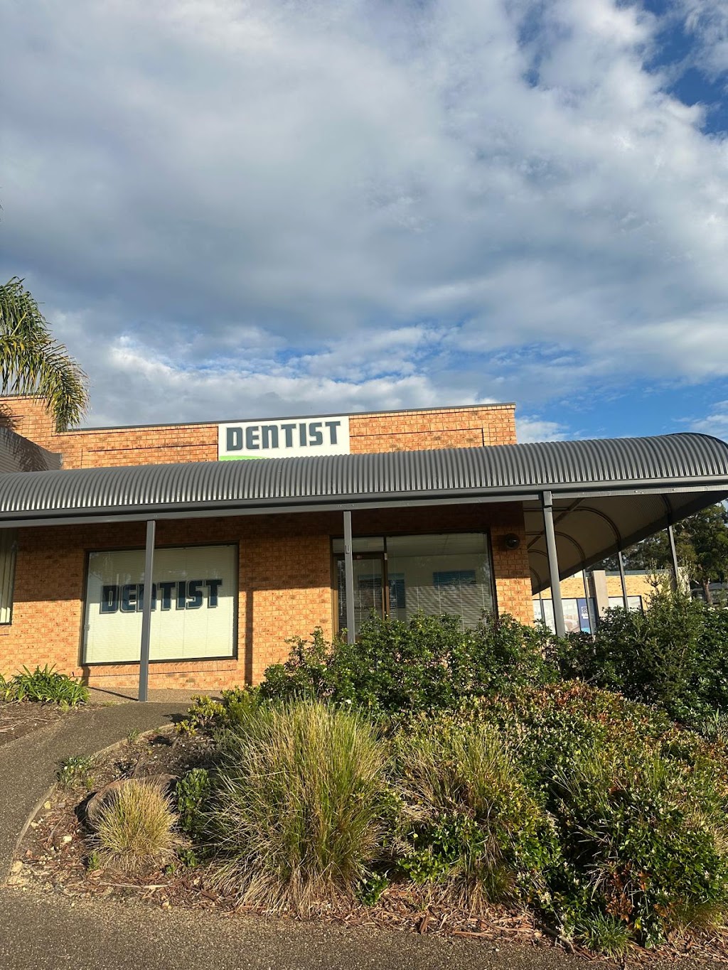 Tura Beach Dental | 10/13 Tura Beach Dr, Tura Beach NSW 2548, Australia | Phone: (02) 6427 0089