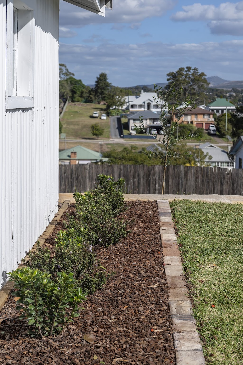 Hunter Landscaping Design + Construct | 1623 Maitland Vale Rd, Lambs Valley NSW 2337, Australia | Phone: 0429 326 168