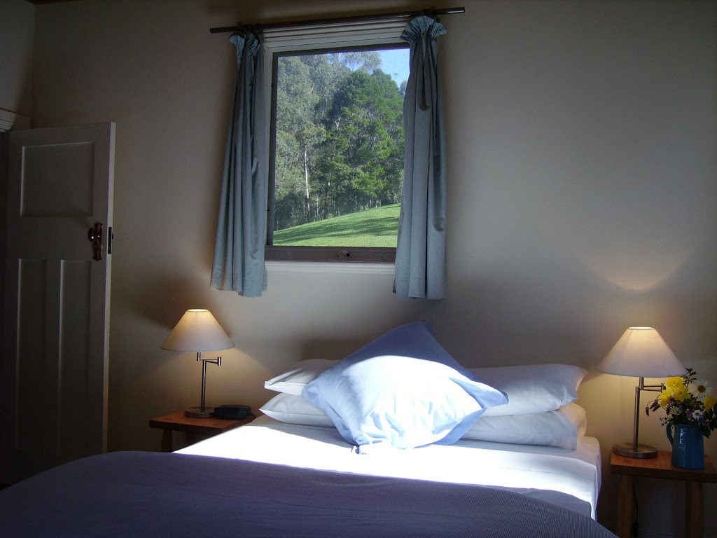 allenvale cottages | 150 Allenvale Rd, Lorne VIC 3232, Australia | Phone: 0413 346 360