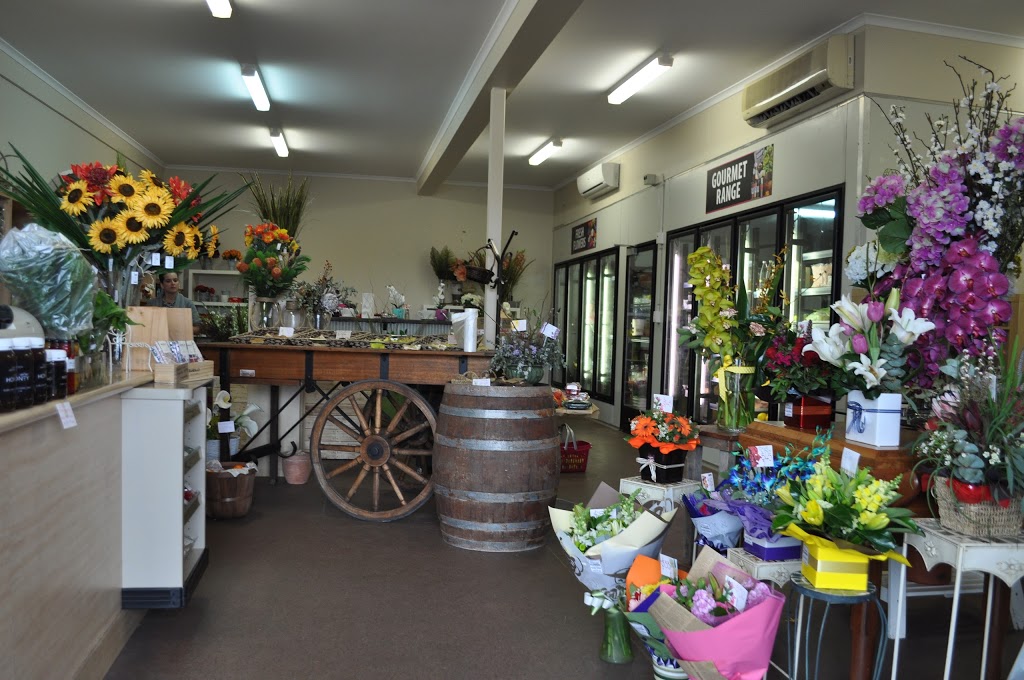 Lavish Flowers of Bundaberg | florist | 3/133 Bargara Rd, Bundaberg East QLD 4670, Australia | 0741523322 OR +61 7 4152 3322
