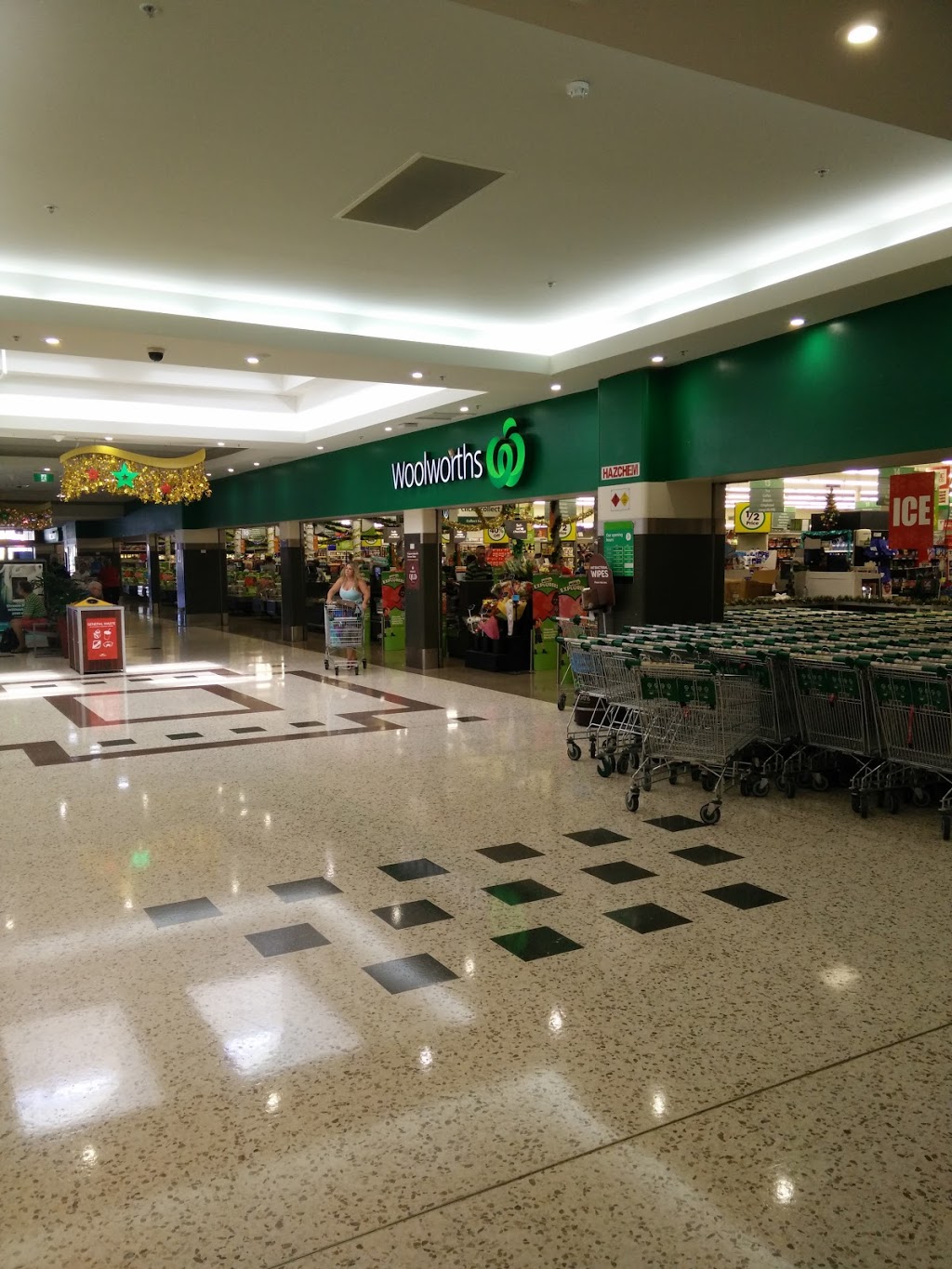 Woolworths Caneland (Mackay) | supermarket | 2 Mangrove Rd, Mackay QLD 4740, Australia | 0748987107 OR +61 7 4898 7107