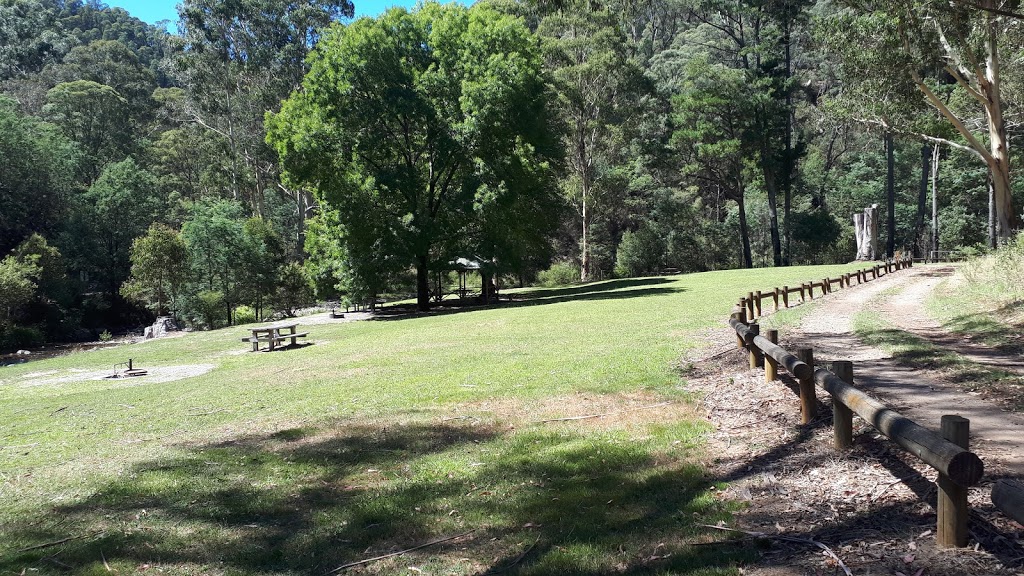 Lightning Creek Campground | Mitta Mitta VIC 3701, Australia