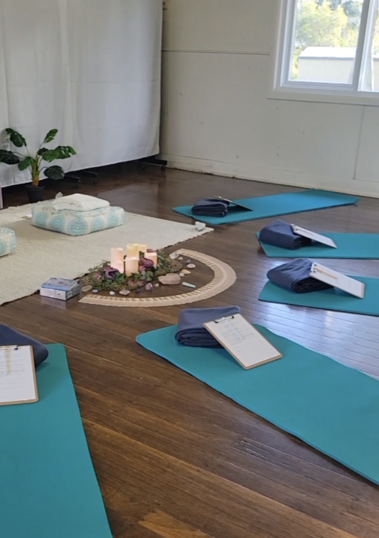 Soulsynct Alignment Studio | 23 Courageous Cl, Marmong Point NSW 2284, Australia | Phone: 0427 171 179