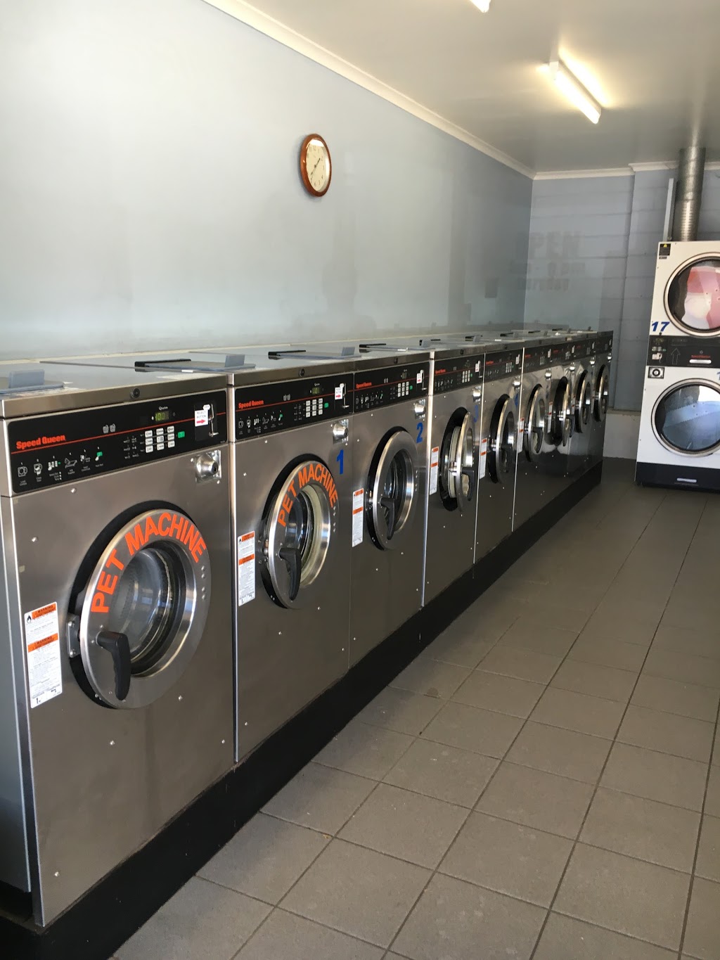Gympie Laundromat River Road | laundry | 107 River Rd, Gympie QLD 4570, Australia | 0417731470 OR +61 417 731 470