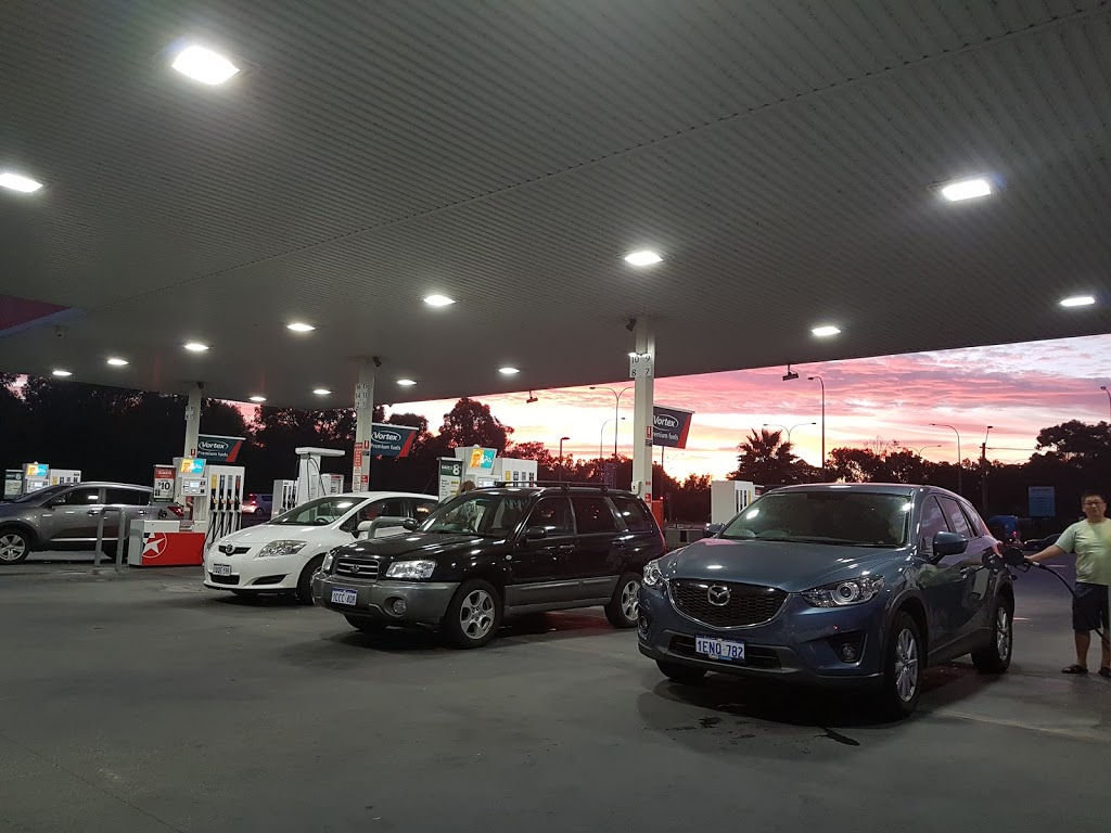 Caltex Woolworths | gas station | 752 N Lake Rd, South Lake WA 6164, Australia | 0894148247 OR +61 8 9414 8247