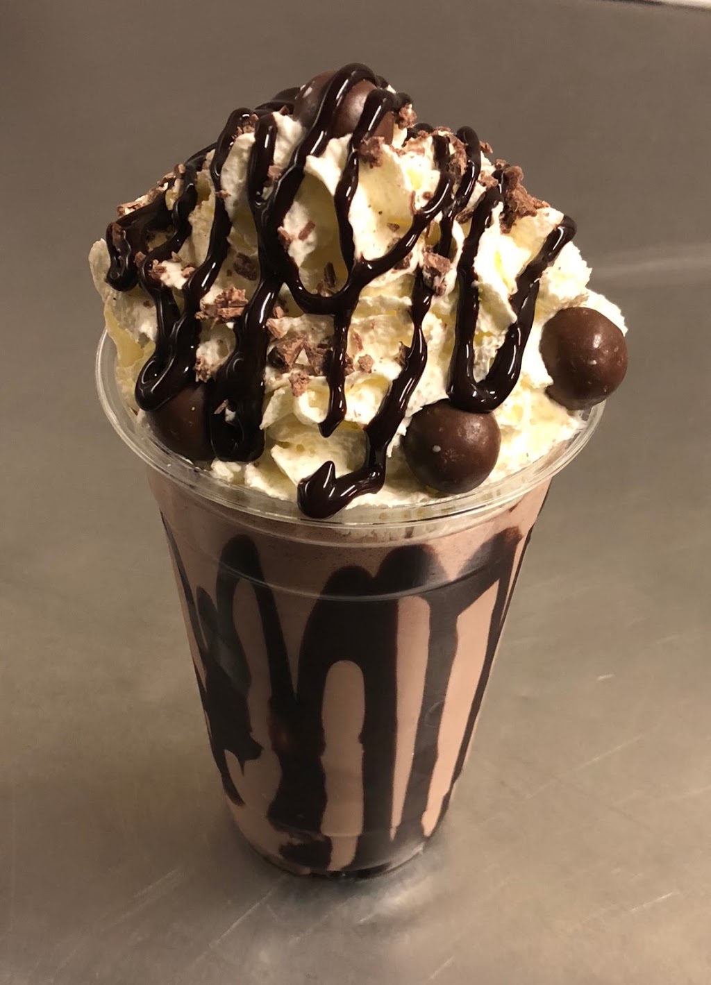 Phillys & shakes | restaurant | 3/1/3 Piper Dr, Chelsea Heights VIC 3196, Australia | 0386858989 OR +61 3 8685 8989