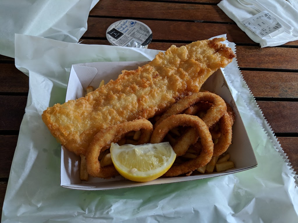 Peters Fish Market | 120 Seaworld Dr, Main Beach QLD 4217, Australia | Phone: (07) 5591 7747