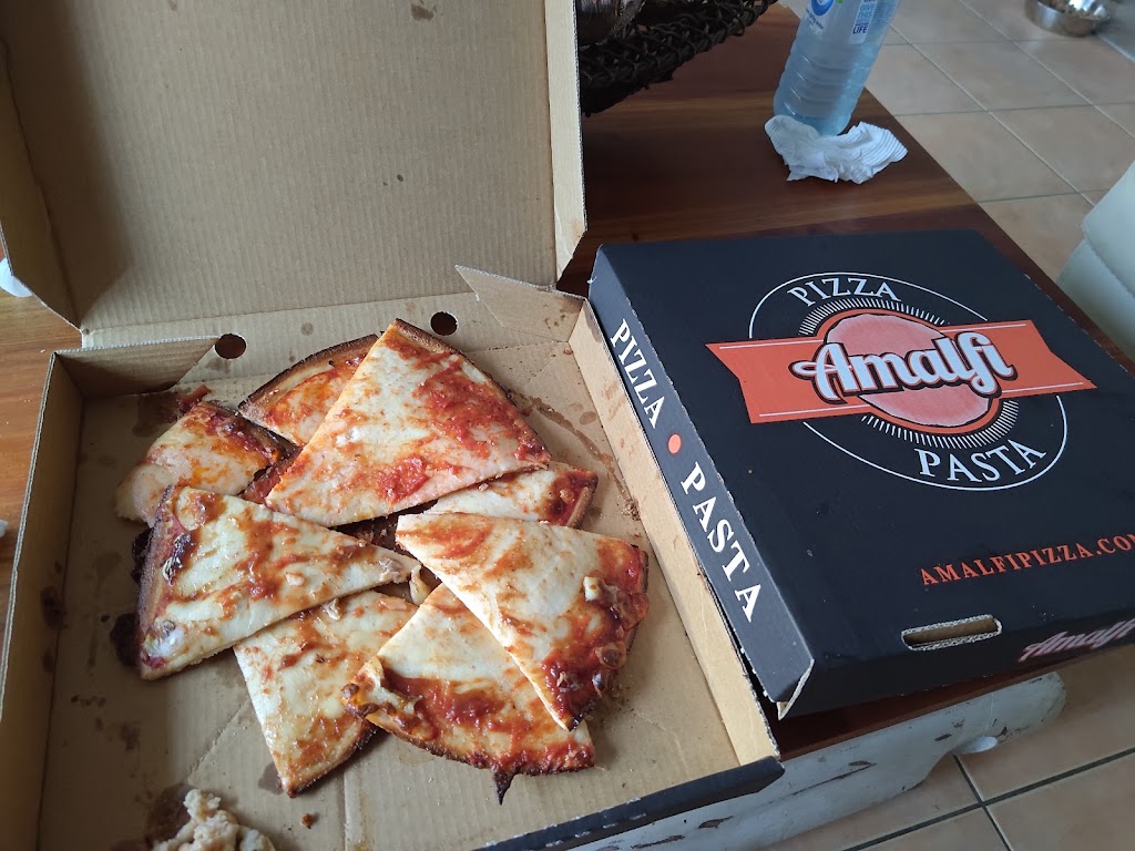 Amalfi Pizza & Pasta - Bellmere | Shop T07/96-110 Bellmere Rd, Bellmere QLD 4510, Australia | Phone: (07) 5499 1161