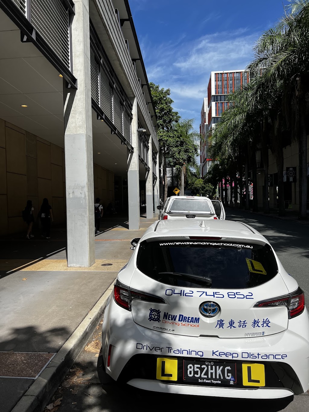 New Dream Driving School | 104 Colchester St, South Brisbane QLD 4101, Australia | Phone: 0412 745 852