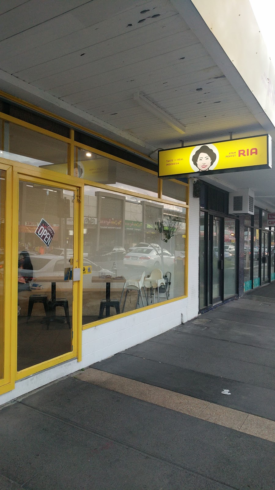 Ayam Penyet Ria | restaurant | 25 Douglas St, Noble Park VIC 3174, Australia | 0385242667 OR +61 3 8524 2667