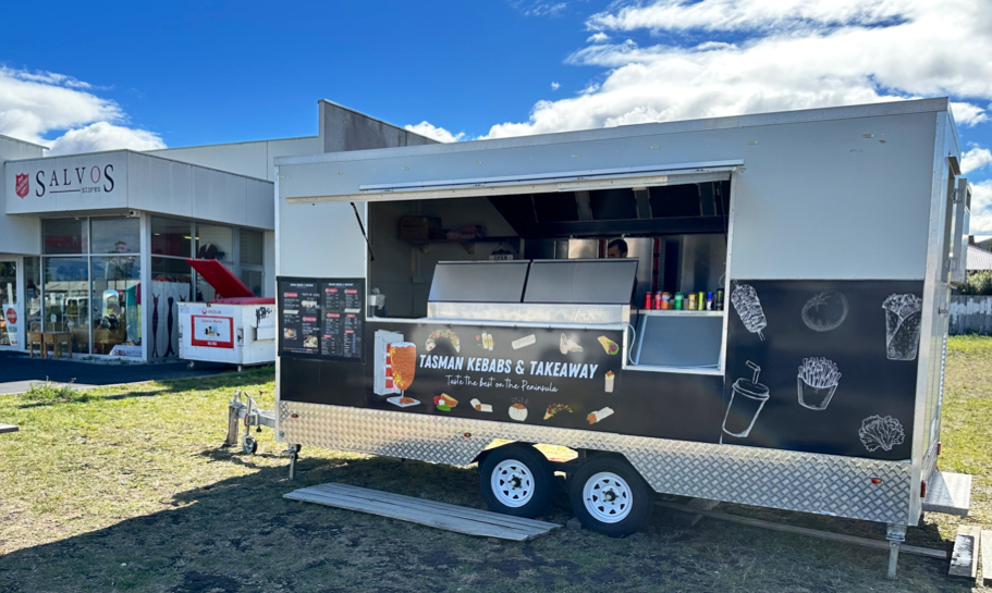 Tasman Kebabs & Takeaway | 19 Dubs and Co Dr, Sorell TAS 7172, Australia | Phone: 0476 551 469
