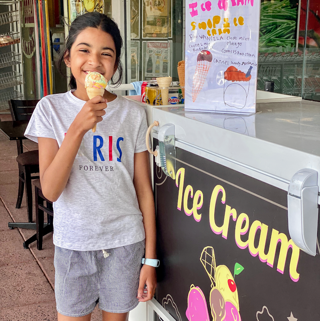 Rowville Ice Cream Cart | 150 Kelletts Rd, Rowville VIC 3178, Australia | Phone: 0405 406 820