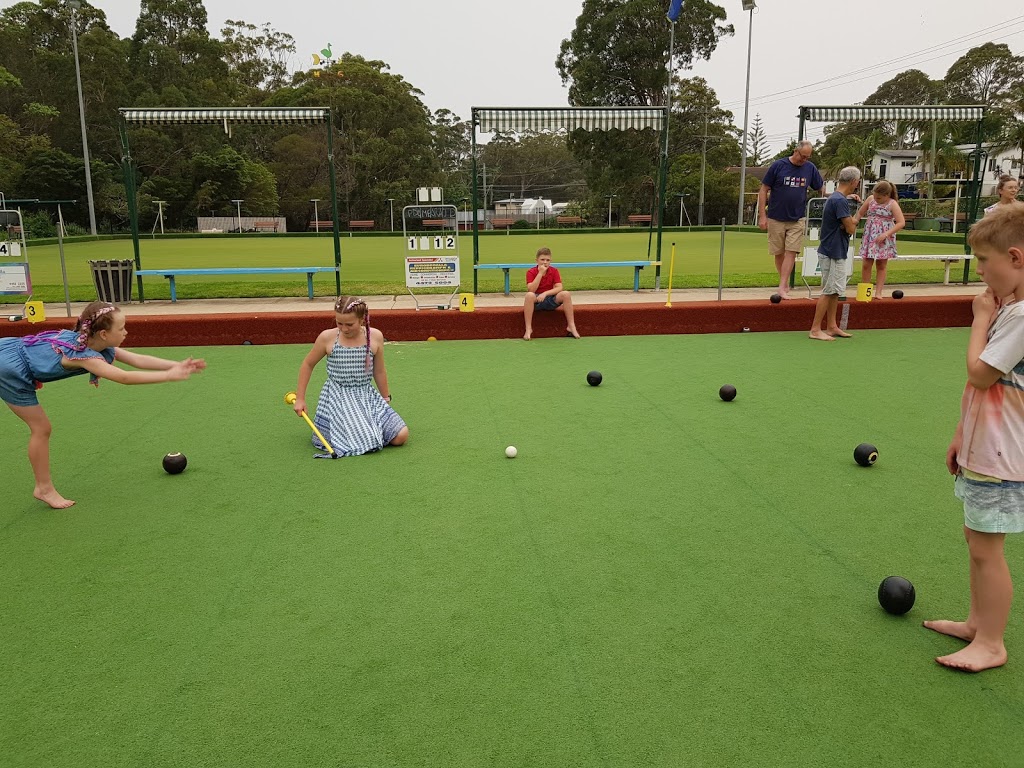 Mollymook Beach Bowling & Recreation Club | 60 Forest Way, Mollymook NSW 2539, Australia | Phone: (02) 4455 5222