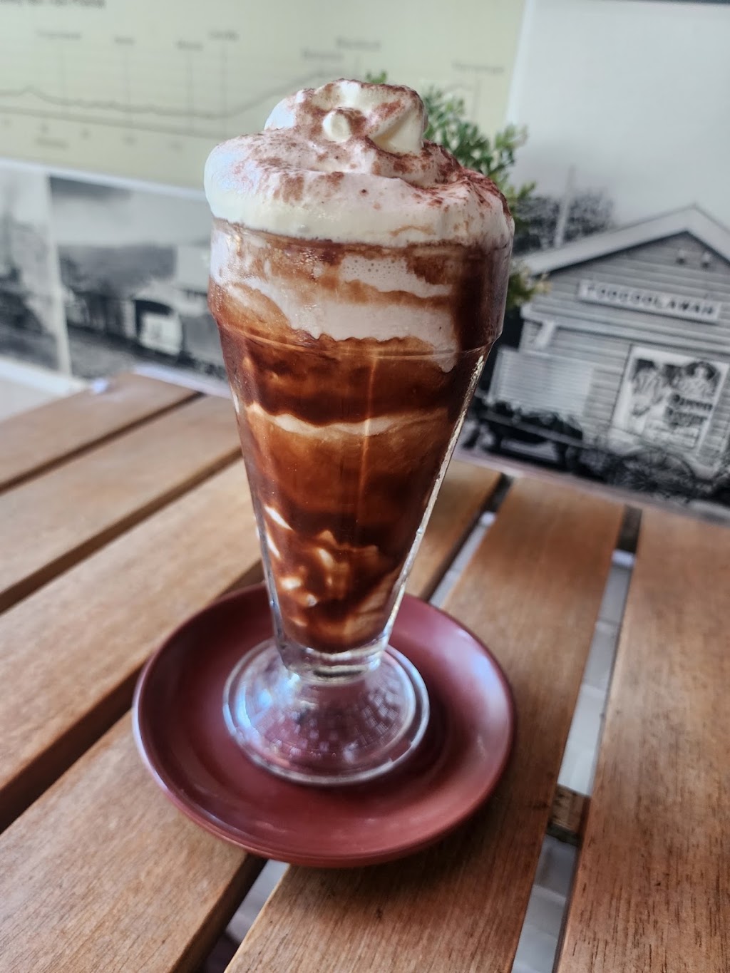 Cafe 121 Esk | 121 Ipswich St, Esk QLD 4312, Australia | Phone: (07) 5424 1154