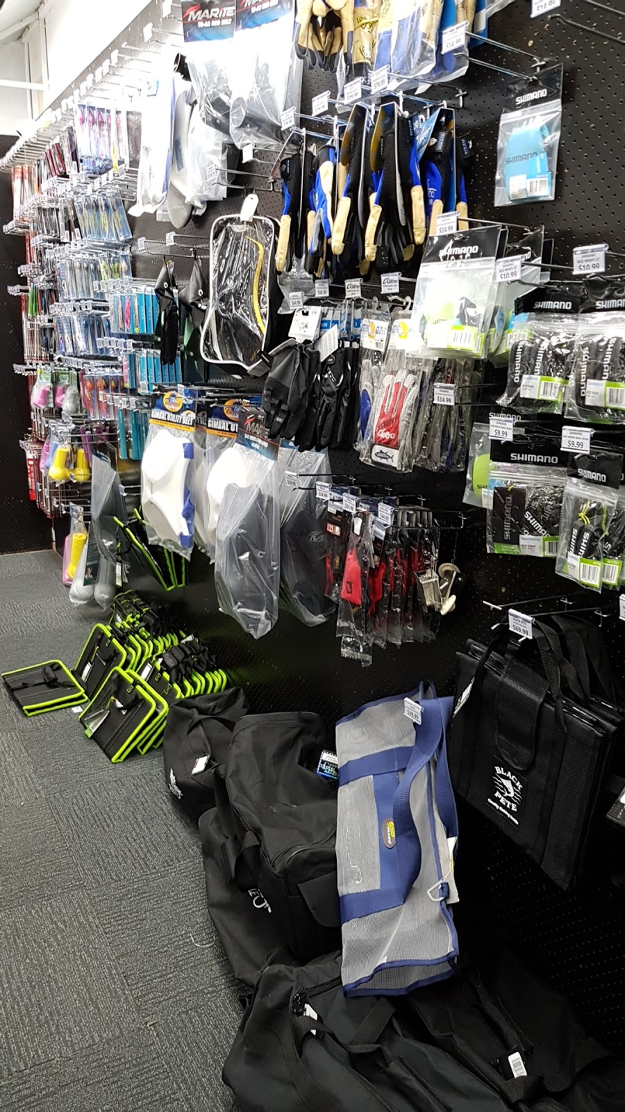 Tackleworld Cranbourne | 270 S Gippsland Hwy, Cranbourne VIC 3977, Australia | Phone: (03) 5996 6500