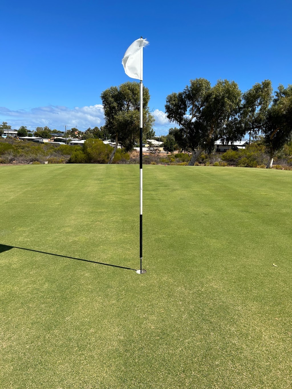 Kalbarri Golf & Lawn Bowls Club | point of interest | Haselby St, Kalbarri WA 6536, Australia | 0899371499 OR +61 8 9937 1499