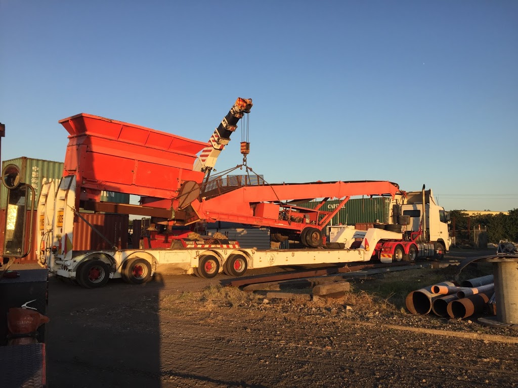 Tims Roadtrains with Cranes PTY LTD | Industrial Rd, Gatton QLD 4343, Australia | Phone: 0429 774 248