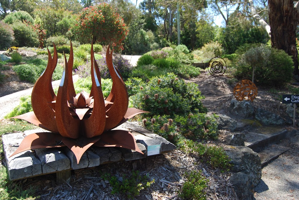 Austplant Nursery & Gardens | park | 249 Purves Rd, Arthurs Seat VIC 3936, Australia | 0359896120 OR +61 3 5989 6120