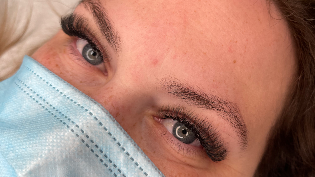 Omnia Hair & Lashes | 23 Ursula Rd, Bulli NSW 2516, Australia | Phone: 0413 762 315