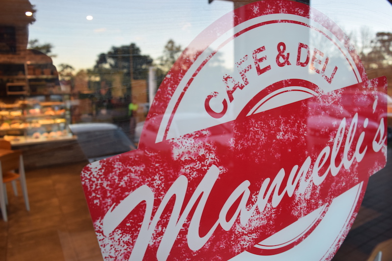 Mannellis Cafe at Burnside | 1/1 Blackwood Pl, Oatlands NSW 2117, Australia | Phone: (02) 9890 9677