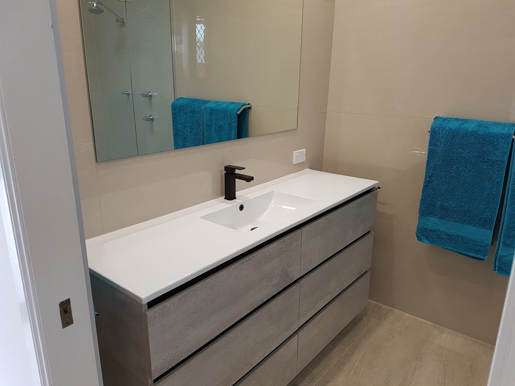 Craig Thorne Tiling | 30 Monarch Pl, Mons QLD 4556, Australia | Phone: 0412 919 614