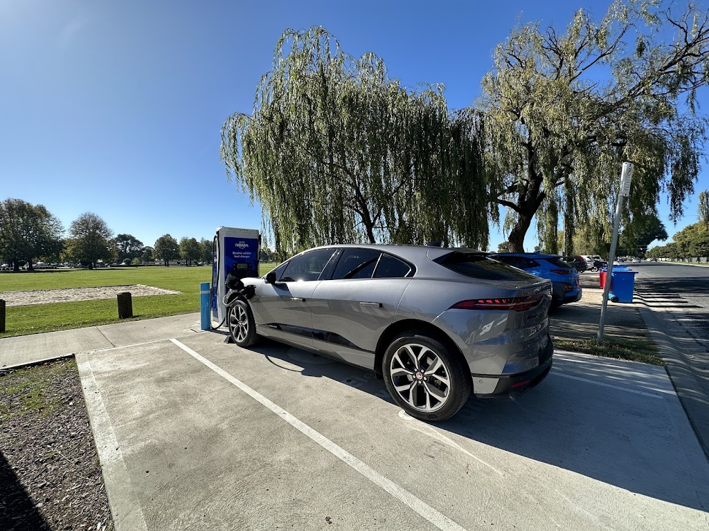 NRMA Charging Station | 1 Kendall Ave, Bathurst NSW 2795, Australia | Phone: 1300 233 544