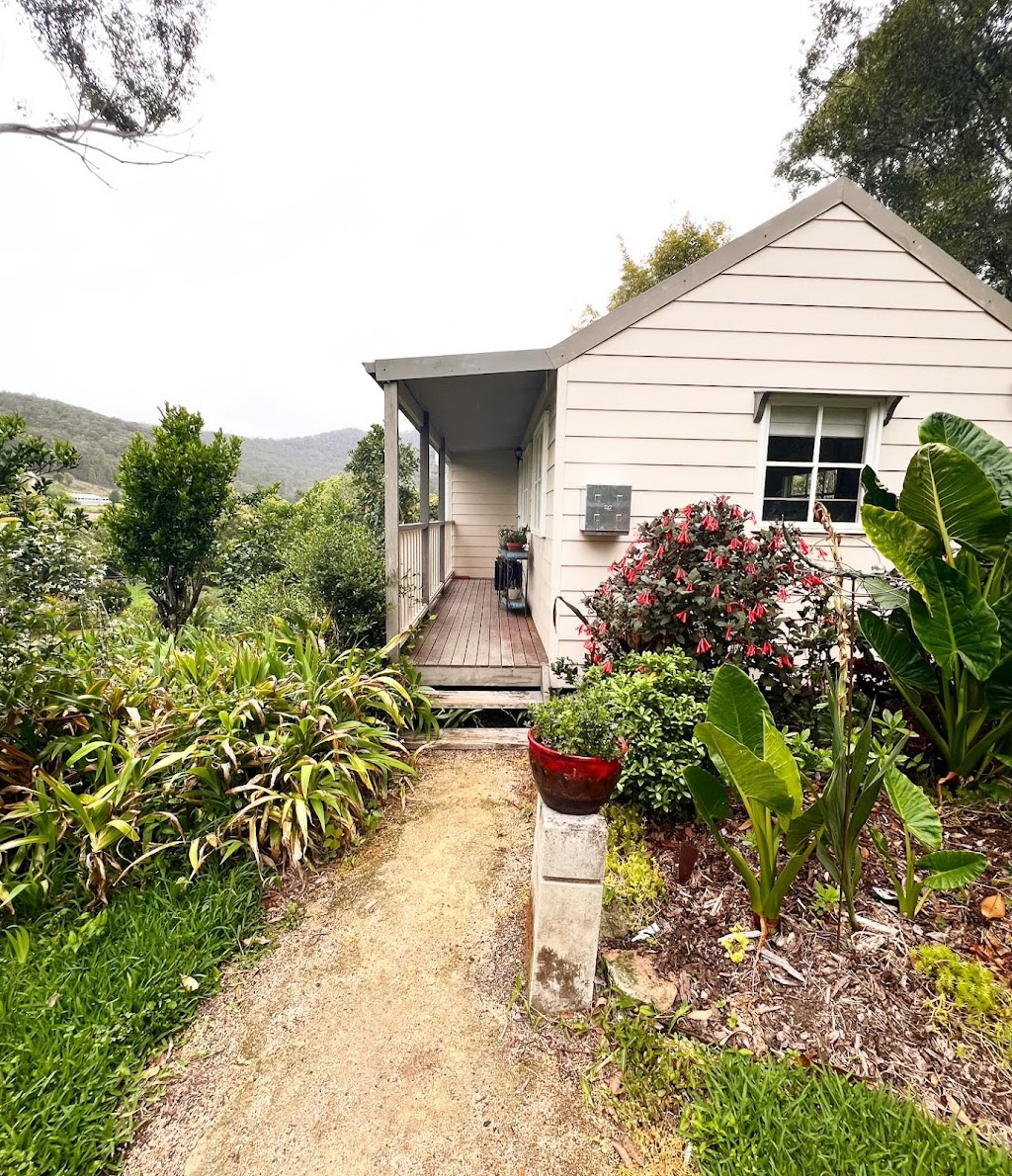 The Rustic Nest Yarramalong | 1614 Yarramalong Rd, Yarramalong NSW 2259, Australia | Phone: (02) 4356 1066