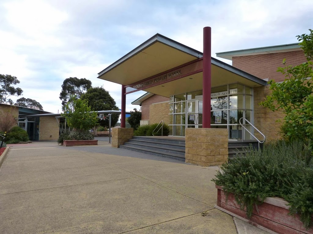 Watsonia North Primary School | school | 16 Sharpes Rd, Watsonia North VIC 3087, Australia | 0394351285 OR +61 3 9435 1285
