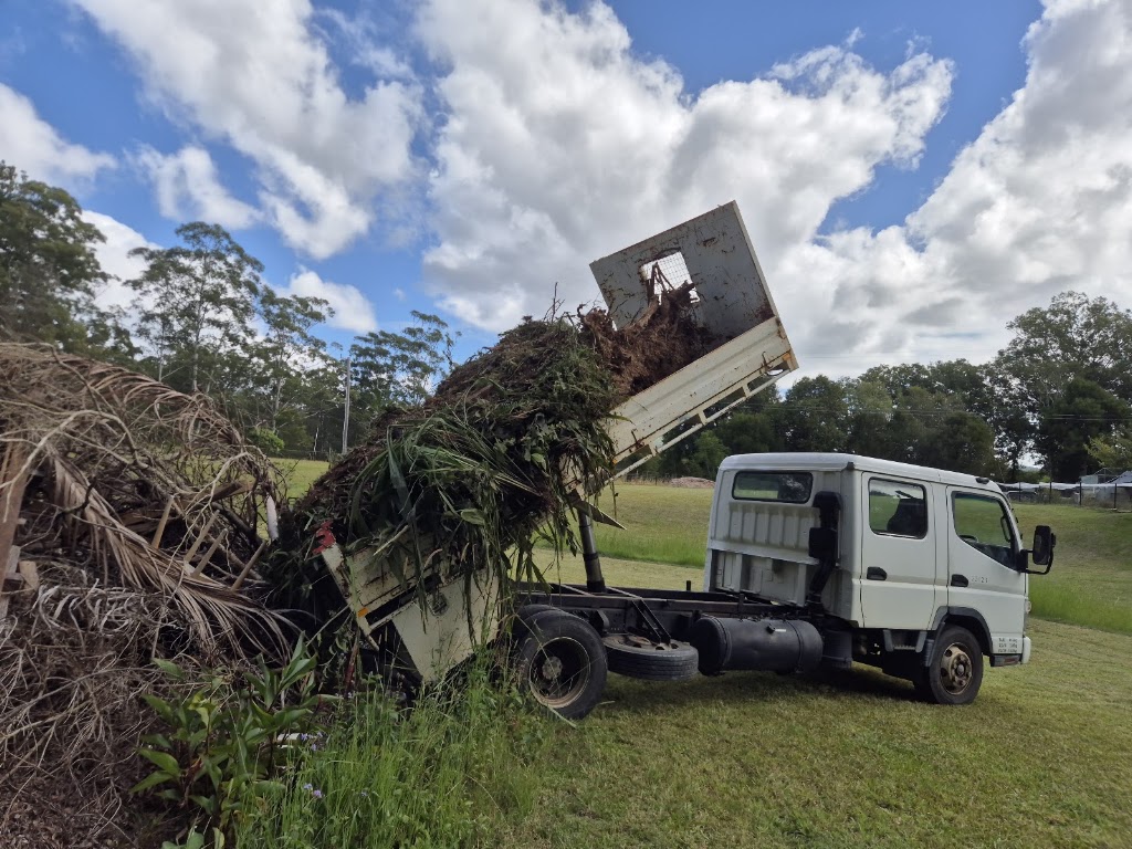 Briggenshaw Earthmoving | Gwydir highway, Jackadgery NSW 2460, Australia | Phone: 0403 260 296