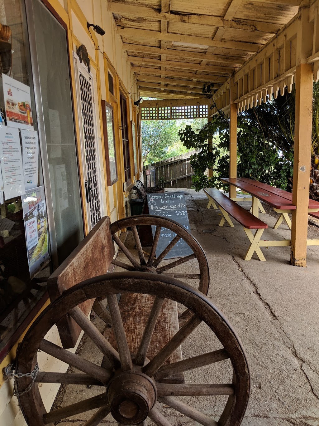 Bemboka Pie Shop | bakery | 82 Loftus St, Bemboka NSW 2550, Australia | 0264930276 OR +61 2 6493 0276