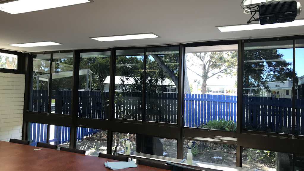 All Tint Window Tinting | car repair | 80 Stanley St, Strathpine QLD 4500, Australia | 0426062404 OR +61 426 062 404