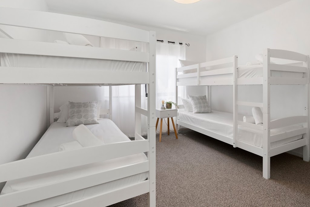 Back Beach Retreat | 496 Tasman Dr, Rye VIC 3941, Australia | Phone: (03) 5984 2666