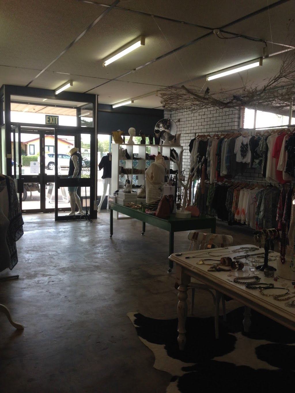 Mint Fusion Boutique | clothing store | 23 Main St, Cleve SA 5640, Australia | 0886282250 OR +61 8 8628 2250