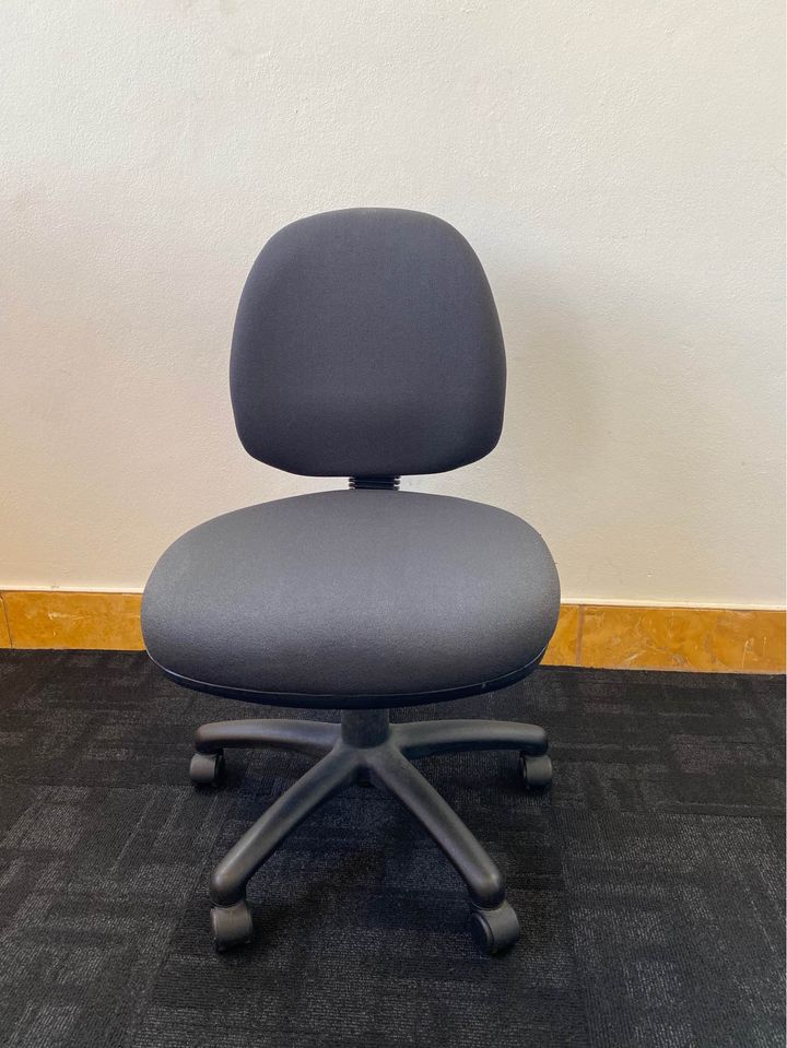 OfficeBuy Used and New Office Furniture (Delivery Depot) | 17 Franklyn St, Huntingdale VIC 3166, Australia | Phone: 0475 681 273