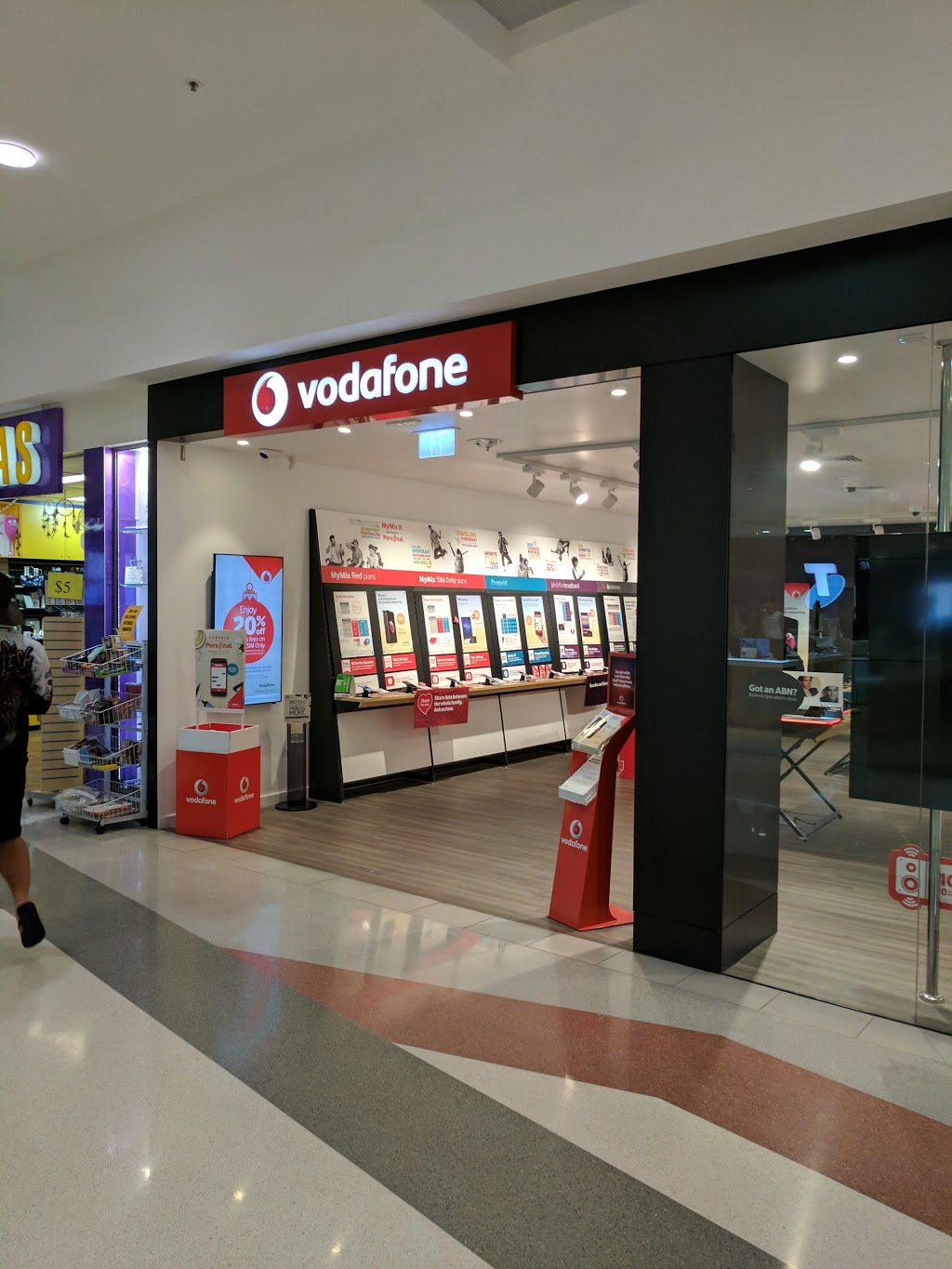 Vodafone Partner - Hyde Park | store | Castletown Shopping Centre, 11 Kings Rd, Hyde Park QLD 4812, Australia | 1300650410 OR +61 1300 650 410