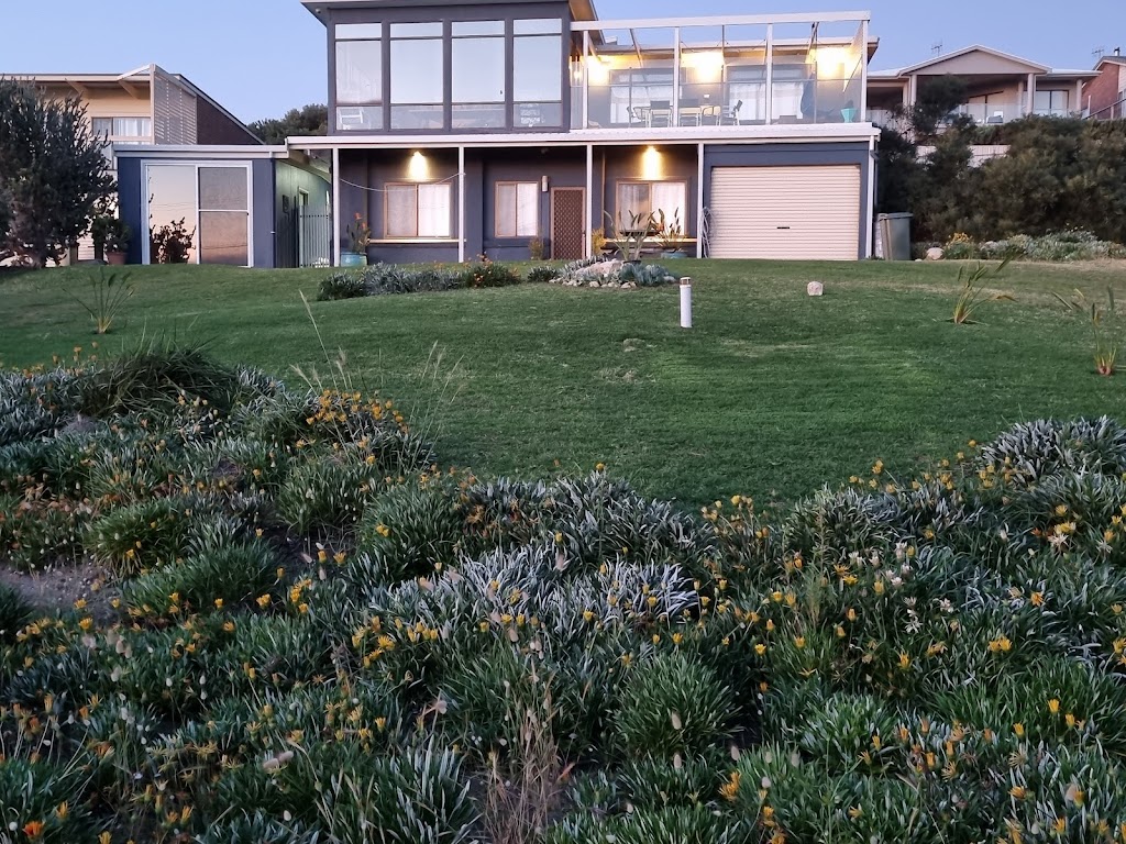 Blue Horizons Goolwa Beach | 54 Neighbour Ave, Goolwa Beach SA 5214, Australia | Phone: 0433 160 463