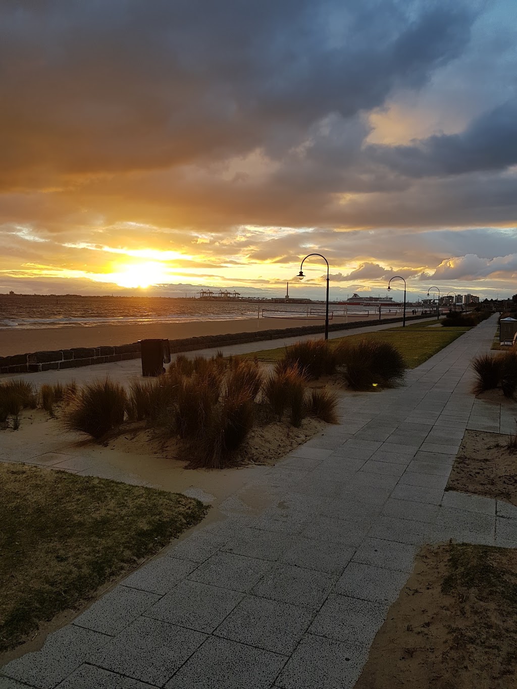 Beach Volleyball Courts | South Melbourne Beach, Albert Park VIC 3206, Australia | Phone: 0422 242 308