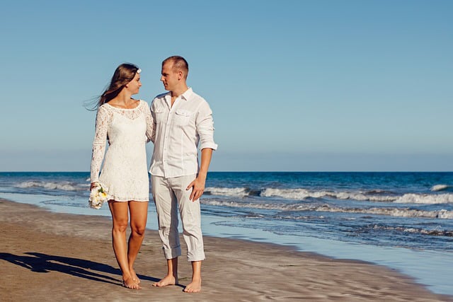 Married by Dawn | 2 Newth Pl, Surf Beach NSW 2536, Australia | Phone: 0437 219 500