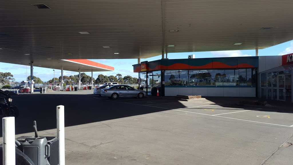 Caltex | gas station | Melton Hwy & Gisborne Melton Rd, Melton VIC 3337, Australia | 0397476688 OR +61 3 9747 6688